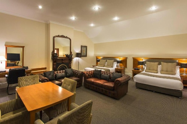 The Grand Hotel Launceston image 21