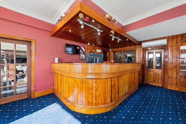 The Grand Hotel Launceston image 24